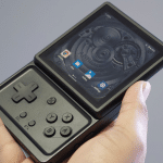 RG Rotate: la console Anbernic ha senso solo con i giochi giusti