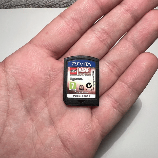 playstation passa alle cartucce? la verità dietro il caso ps5